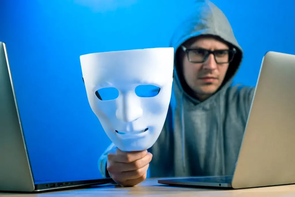 Peretas Cyber: Memahami Serangan Siber, Dampaknya, dan Langkah-langkah Perlindungan yang Dapat Diambil untuk Keamanan Dunia Digital Anda