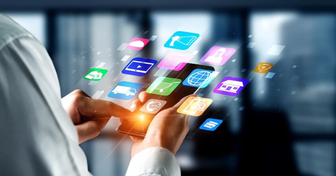 Digital Platform: Meningkatkan Konektivitas dan Efisiensi Bisnis Melalui Teknologi dan Solusi Digital Terpadu