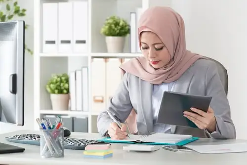 Tips Sukses Membangun Karier: Strategi, Keterampilan, Mindset, dan Langkah Praktis untuk Meraih Stabilitas, Pengembangan Profesional, serta Kesuksesan dalam Dunia Kerja Modern yang Penuh Persaingan