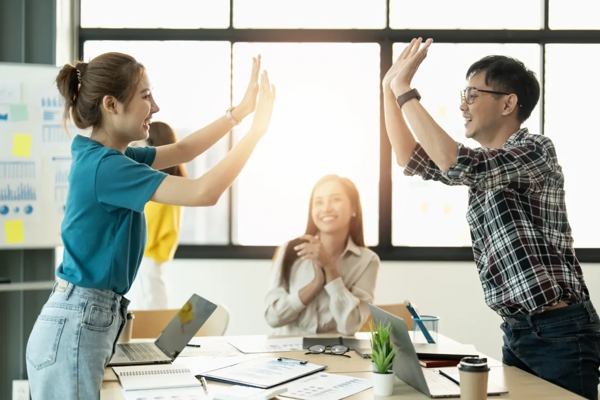 Motivasi Kerja dan Semangat yang Menginspirasi untuk Meningkatkan Produktivitas, Disiplin, dan Kebahagiaan dalam Menjalani Rutinitas Sehari Hari agar Hidup Lebih Bermakna